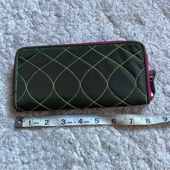 Travelon NWOT Hunter Green, Neon Green, Pink Zip Around Travel Wallet - Picture 8 of 10